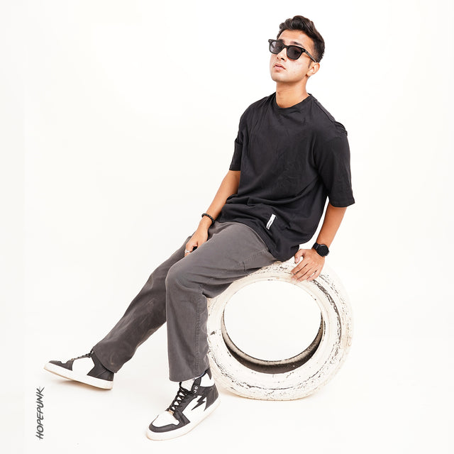 Black Oversize T Shirt 180 GSM - EOSS